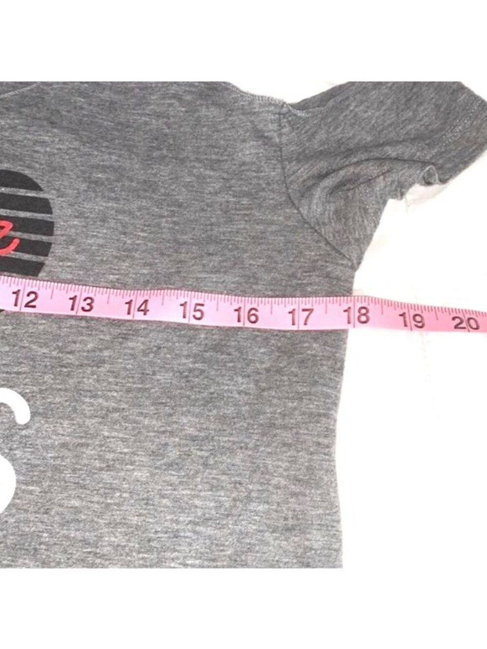 Vans Womens Gray Graphic Cutout T-Shirt Size L With "I Love Vans" Design - Picture 6 of 7